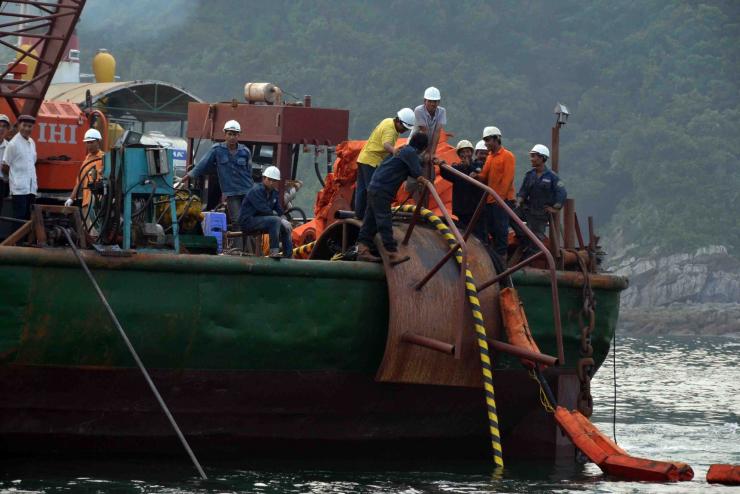 ĐÓNG ĐIỆN THÀNH CÔNG CÔNG TRÌNH CẤP ĐIỆN TỪ LƯỚI ĐIỆN QUỐC GIA CHO ĐẶC KHU CÔN ĐẢO